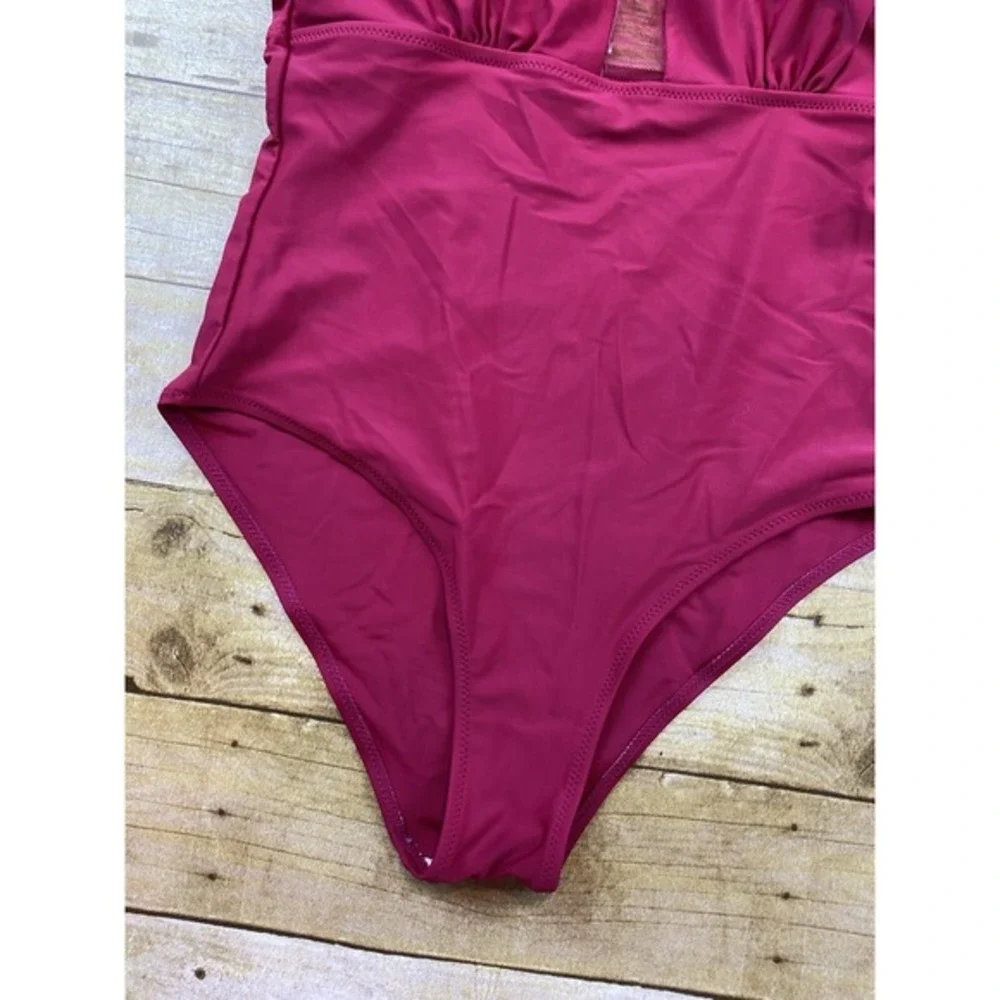 Women's High Cut One Piece Bathing Suit Dark Red Women's Size‎ Medium Halter